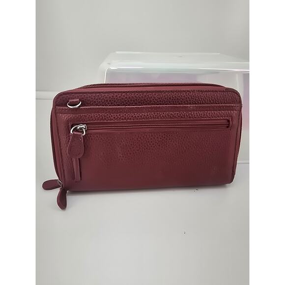 Buxton Leather Clutch Wallet Burgundy Zip Around Large Organizer - Picture 1 of 5